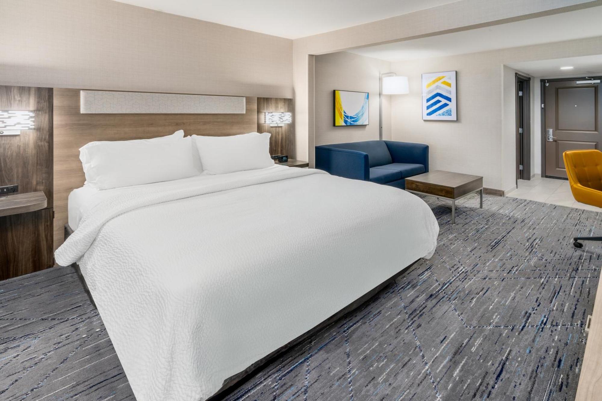 Holiday Inn Express Hotel & Suites Cheyenne By Ihg Exterior photo